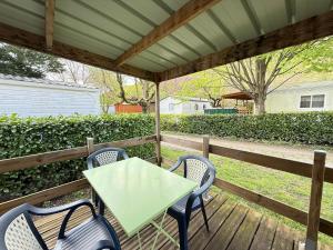 Campings Camping Le Clocher de Neyran : photos des chambres