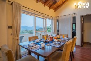 Little Frida by VEO, StayVista - 3BHK Villa with Home Theatre & Alfresco Dining