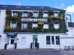 Hotels Brit Hotel L'Arrivee Guingamp : photos des chambres