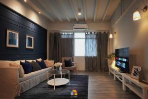 Baan Sri-kram 550m from MRT Taopoon