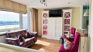 6-401, Extravagante Strandwohnung, Art Nouveau meets französischen Landhausstil! 1Zimmer