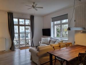 Ferienwohnung mit Meerblick & 2 Balkonen