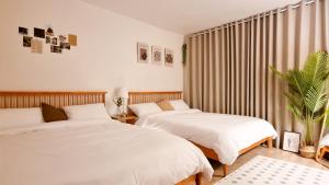 July & August, Hongdae, 3min to Hapjeong Stn, 7 Guests