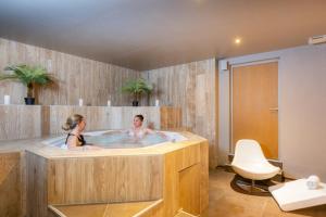 Hotels Royal Ours Blanc Boutique Hotel & Spa : photos des chambres