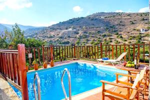 traditional homes of crete