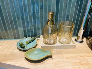 Brick 36 Antwerp - Contemporary Flat with Authentic Touch