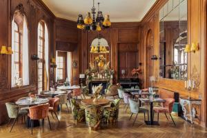 Hotels Chateau Jeanne & The Forest - Chateau de Montvillargenne : photos des chambres