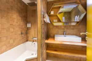 Hotels Royal Ours Blanc Boutique Hotel & Spa : photos des chambres