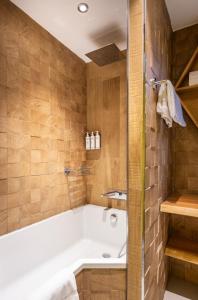 Hotels Royal Ours Blanc Boutique Hotel & Spa : photos des chambres