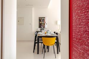 2BR-Beach Access - Stunning Marina&Palm View