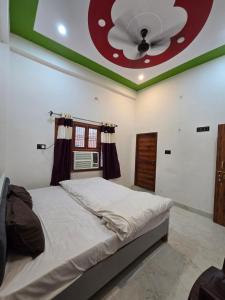 Avantika Palace