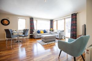 Georgian Square Apartments