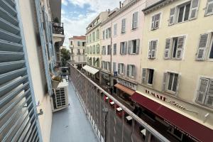 REF 1988 -Charming apartment in the center of Cannes