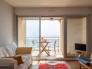 Duplex Vue Mer by Madame est Servie - 2-star hotels in Trébeurden