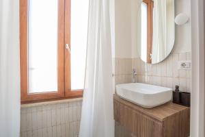 Daplace - White Rooms in Navona