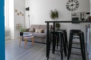 Studio cœur de ville rénové - 2-4 personnes