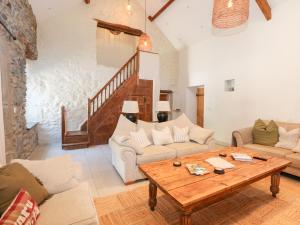 Ysgubor Maen Y Bardd