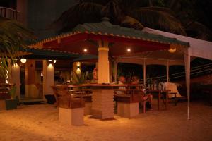 Hotel Coconut Bar Sea Lodge