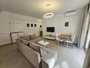 Saranda Sea View Apartment