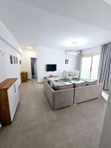 Saranda Sea View Apartment