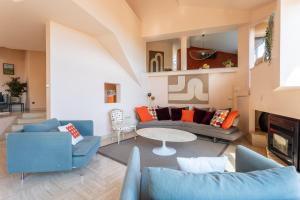 Villas Villa d-architecte De La Terre Vers Le Ciel : photos des chambres