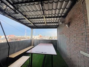 Playground Hostel and cafe Khaosan Road