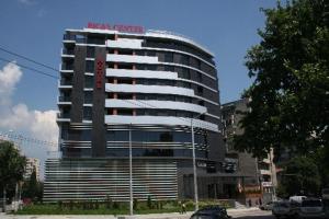 Апартамент 402