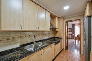 Atarazanas Flat