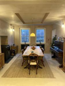 Gorgeous Devon Farmhouse, nature on your doorstep