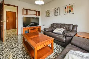 Atarazanas Flat