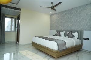 Hotel Phoenix Grand