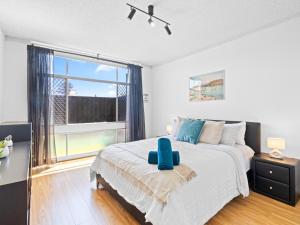 Ultimate Luxury Beachside Escape in West Beach