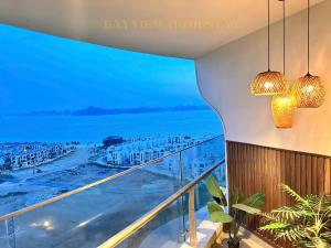 Bay View Halong Homestay Panoramic Bay View Luxury Apartment