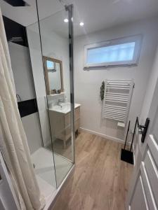 Villa club 4 pers à Sanary sur Mer, piscine commune, plage à 450m