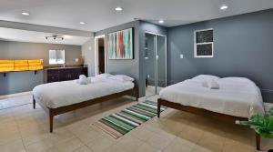 City Paradise Saltwater Pool-Spa and Ping-Pong