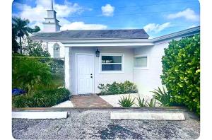 Delray Beach Villa - close to Atlantic Ave & the Beach & Pool