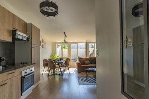 Appartements Le Patio - Spacieux T3 avec climatisation et jardin privatif : photos des chambres