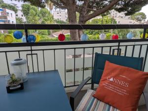 Cannes Isola Bella entre mer et montagne