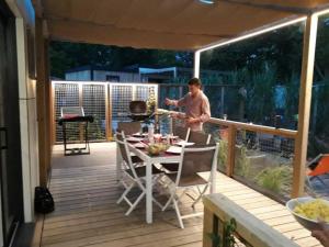 Campings Camping 5 etoiles - Piscine - ccbbeac : photos des chambres