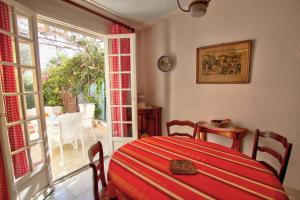 Maisons de vacances Villa La Rara Beaulieu Centre : photos des chambres