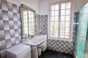 Maisons de vacances Villa La Rara Beaulieu Centre : photos des chambres