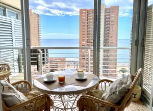 Apartment at Los Caballos, sea view with pool and parking