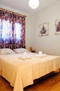 Folitsa Apartment by Nea Iraklitsa