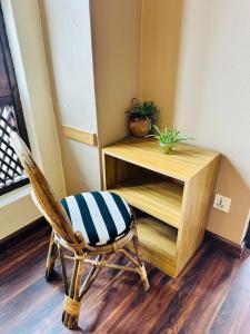 Yogis Heritage in Patan-Beautiful Balcony Room