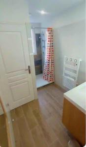 Appartements Joli T3 La Louviere : photos des chambres
