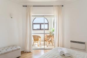 Cascais Ocean View by Homing