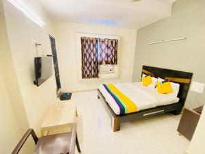 Hotel Aakash Navrangpura Ahmedabad