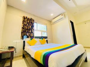 Hotel Aakash Navrangpura Ahmedabad