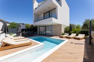Luxury Villa Favela with heated pool