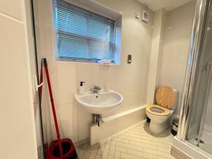 Charming 1-Bedroom Retreat in the Heart of Warwick